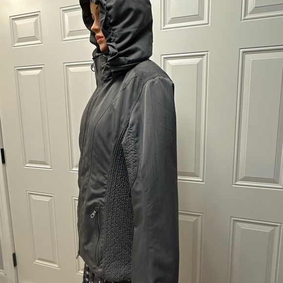 Obermeyer Lexington Women's Charcoal Ski Jacket - Picture 10 of 12